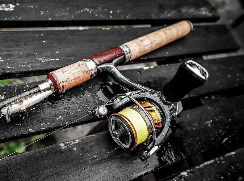 Carretes de pesca ligeros para calamar